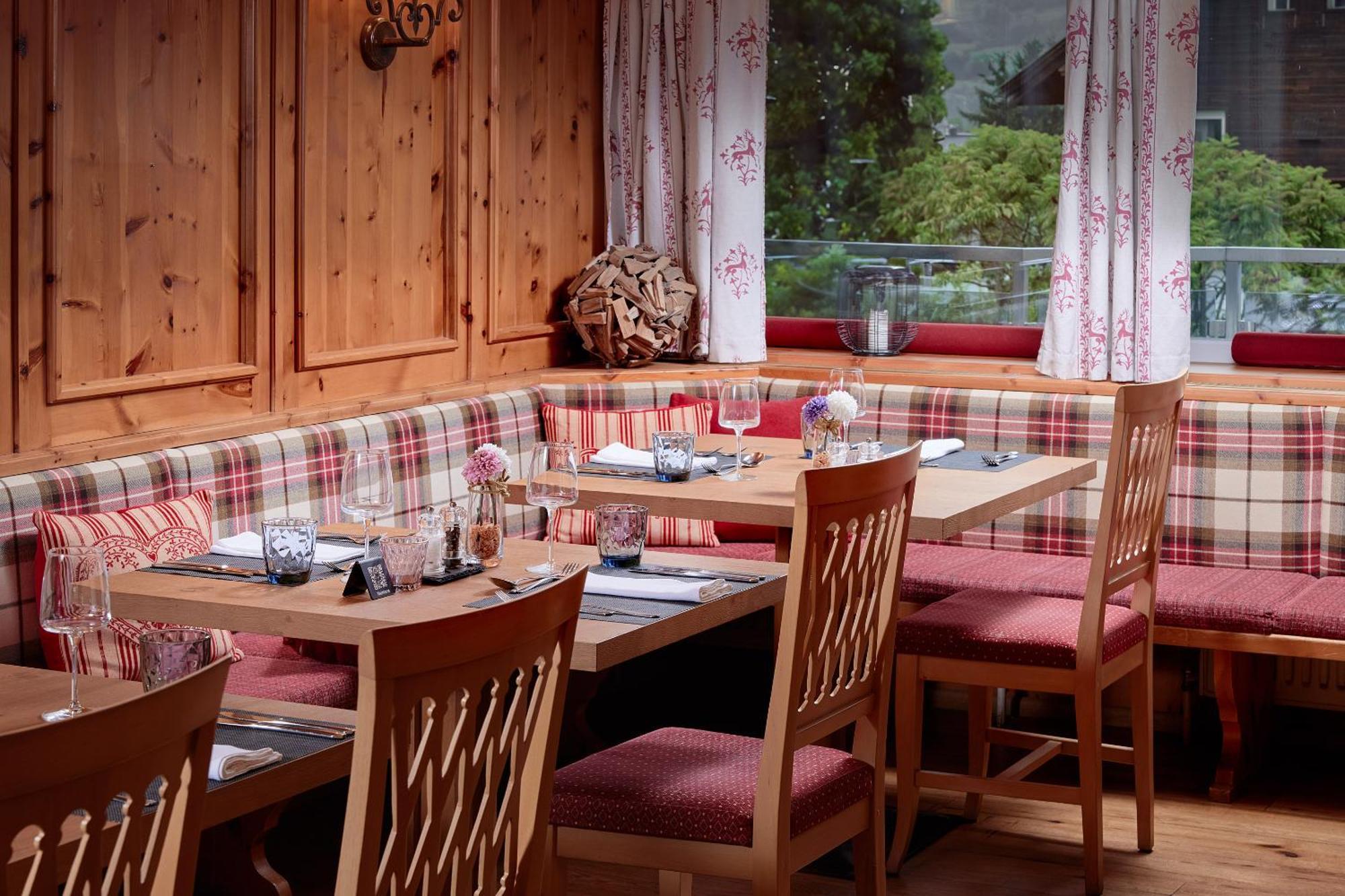 Hotel Sonnblick Kaprun, Salzburg - Including Summer Card Екстериор снимка